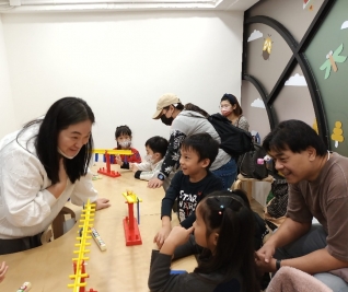 思达思考力课程，打破隔代教养迷思